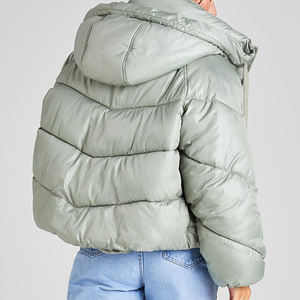 Vestes à bulles pour femmes en coton blanc uni personnalisé haut de gamme/Nouveau design Vestes à bulles pour femmes avec service OEM - Product Image 4