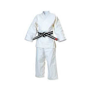 Costume de karaté Concevez votre propre logo Uniformes de karaté approuvés à vendre respirant et confortable - Product Image 1