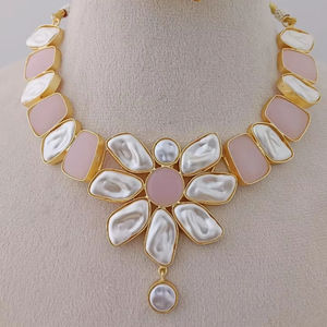 Ensemble de collier fleur azur unique grande pierre aqua ovale avec laiton pour les mariages et les fêtes - Product Image 1