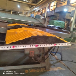 Đường an toàn cao su giảm tốc độ giao thông va chạm Tốc độ va chạm đường bộ ngắt tốc độ 25-45mph - Product Image 2