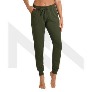 กางเกงผู้หญิงสีทึบใส่สบาย - Product Image 1