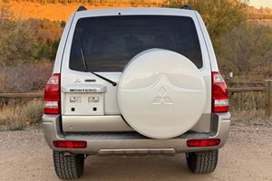 MITSUBISHI MONTERO LIMITED 4X4 2005 D'OCCASION, CONDUITE À GAUCHE/DROITE - Product Image 2