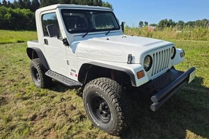 Je-e-p Wrangler Sahara 4x4 TrailEnergyPerformanceX d'occasion de 1998 à vendre - Product Image 6