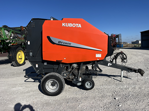 Quality Performance Kubota BV4160 Hydraulic Hay <b>Baler</b> BV4160E Straw Rice Husk Grass Round hay Straw <b>Baler</b> Perfect Condition - Product Image 2