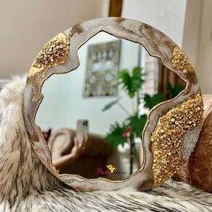 Espejo de Pared Decorativo de Resina Moderna Hecho a Mano para un Estilo Glamuroso y Lujoso con Opciones Personalizables - Product Image 5