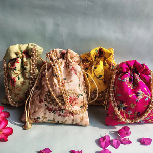 Bolsa de potli bordada rajasthani con cordón y Asa de cuentas bolsa hecha a mano favor de la boda regalo de devolución shagun baby shower Diwali - Product Image 1