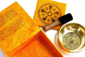 Dernier cri Équipement de yoga Top Vente Bol chantant tibétain fait à la main Meilleur pour la méditation Bol de thérapie par le son poli en laiton - Product Image 2