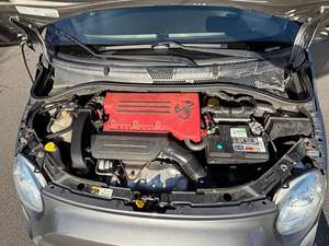 Fiat 500C Abarth Cabriolet 2013 Usado, Sin Reserva, Transmisión Manual de 5 Velocidades, Turbo de 4 Cilindros, Sin Modificar - Product Image 6