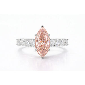 Anillo de Diamantes Cultivados en Laboratorio con Certificación IGI, Corte Radiante en Rosa Intenso, Montura en U, Banda de Platino con Diamantes Laterales, Anillo para Mujer - Product Image 6