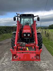 รถแทรกเตอร์ล้อยาง Massey Ferguson 5455 ปี 2005 70 แรงม้า พร้อมจำหน่าย อะไหล่เครื่องยนต์ เกียร์ ปั๊ม และลูกปืน - Product Image 2