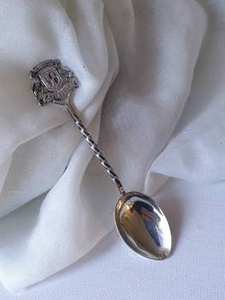 Ensemble de cuillères au design vintage en acier inoxydable, parfait pour les restaurants, les hôtels et les centres de villégiature de l'Inde - Product Image 4