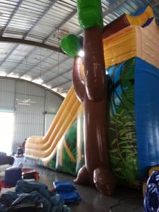 Toboggan gonflable en PVC sur le thème de la forêt pour enfants, amusement de glisse dans les parcs de trampoline et les centres commerciaux - Product Image 2