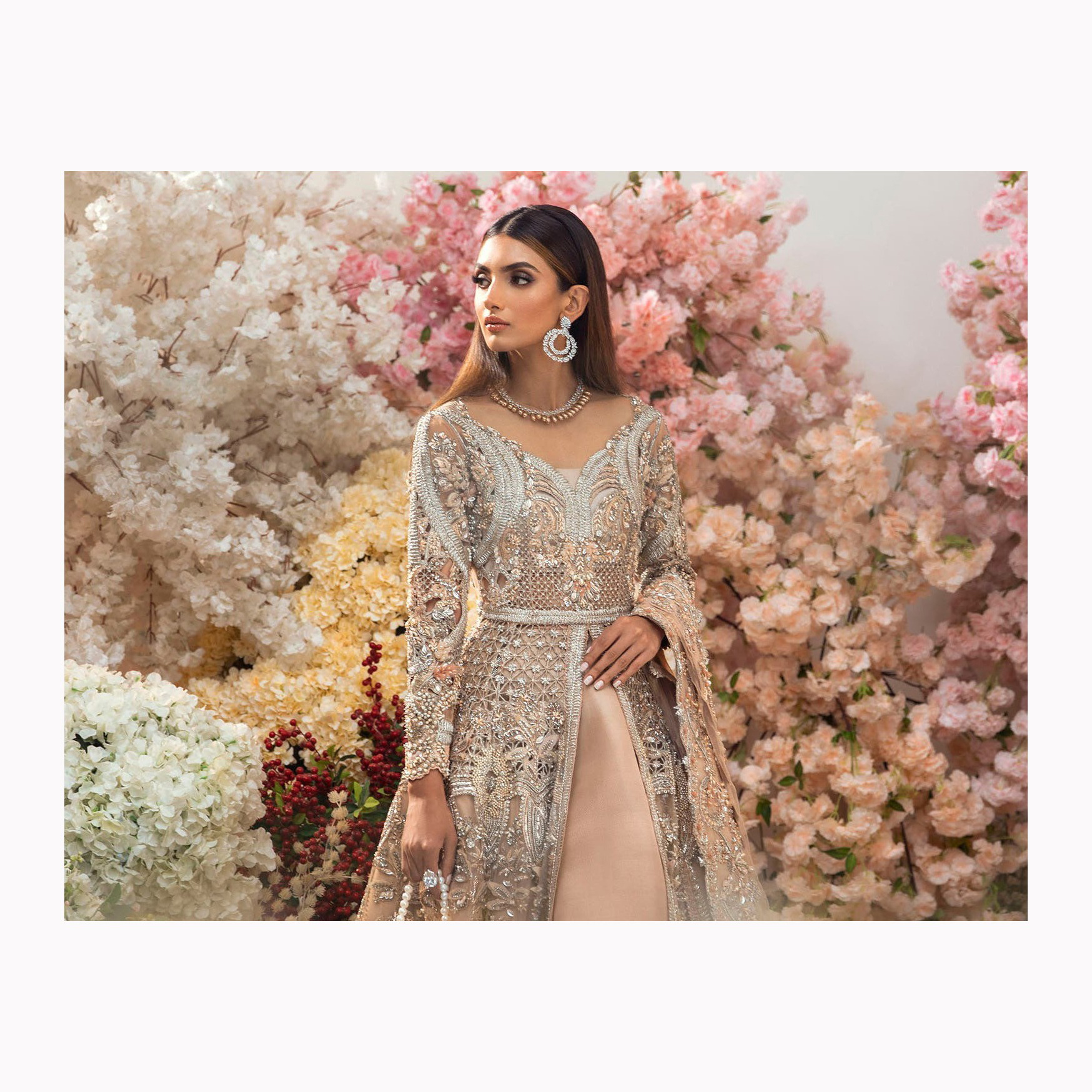 Luxury Muslin Silk Long Sleeves Bridal Salwar Kameez Sapphire Gold Color  Pakistani Wedding Dress Ball Gown for Bridal| Alibaba.com