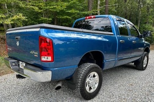 Dodge Ram 3500 Big Horn Crew Cab 4x4 Usada, 2006, Volante a la Izquierda/Derecha - Product Image 3