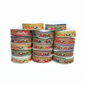 Bordure de luxe en dentelle d'organza brodée à la main, écologique, avec sequins dorés Zari, pour robes de mariée indiennes et artisanat - Product Image 1