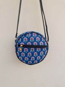 Écologique pur coton Vintage Zipper Floral Hand Block imprimé Boho Crossbody Sling Bag pour les femmes - Product Image 2