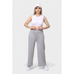 กางเกงขายาวทรงหลวมสีน้ำเงินกรมท่า รุ่น Basic Collection เอวยางยืดพร้อมเชือกผูก เน้นความสบายและทันสมัย - Product Image 6