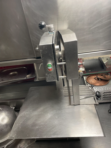 Sierra para huesos, altura de corte 230 mm, Mado MKB 749, la mejor sierra comercial para procesamiento de carne y huesos, equipo para procesamiento de carne y huesos. - Product Image 5