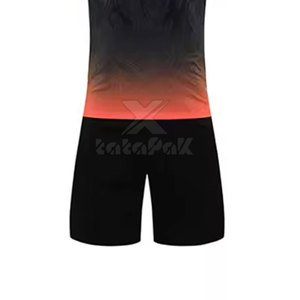 Nouvelle conception, uniforme de football léger et respirant, uniformes de football personnalisés pour l'entraînement - Product Image 5