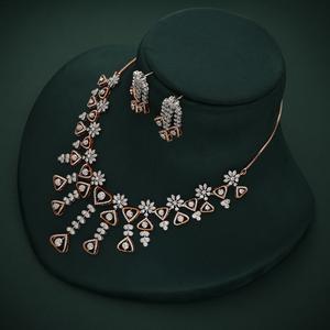 Ensemble de collier pour femme en or 18 carats de luxe élégant avec diamant naturel rond taille brillant, collection de bijoux certifiée par un tiers - Product Image 3