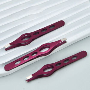 Pinzas de precisión para cejas, adecuadas para entornos profesionales de belleza, pinzas de acero inoxidable para el cuidado personal, diseñadas para uso a largo plazo. - Product Image 4