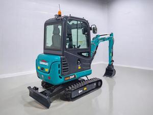 Experimente un Rendimiento y Versatilidad Inigualables con la Miniexcavadora SUNWARD SWE20F 2024 - Product Image 3