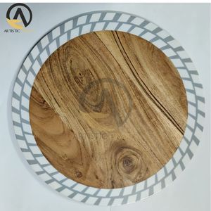 Tabla de cortar de madera de acacia y mango de diseño personalizado con incrustaciones de resina para uso en cocina y Hotel, apta para alimentos - Product Image 6