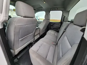 Chevrolet Silverado 2018 WT 2500 d'occasion - Product Image 2