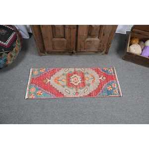 Petit tapis turc 1,2x3,2 pi (37x96 cm), tapis marocain rouge vintage - Product Image 3