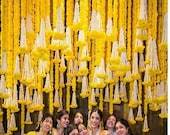 Indah disesuaikan jenis berbagai bunga Mariegold garland untuk latar belakang karangan bunga buatan untuk dekorasi pernikahan