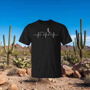 Camiseta promocional Roadrunner Heartbeat con el icónico diseño de Roadrunners - Product Image 3