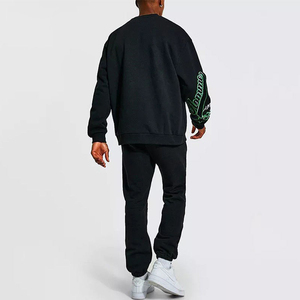 Conjunto de sudaderas para correr acampanadas de algodón 100% personalizado para hombre, sudadera con borde cortado y pantalón con estampado de farol, chándal de invierno, chándal apilado Se - Product Image 3