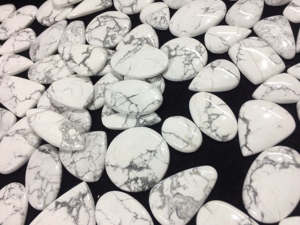 Howlite Gemstone Cabochon Semi Precious White Howlite Loose Gemstone Cabochon para joyería - Product Image 2