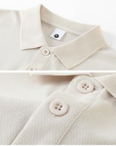 2025เสื้อลำลองสำหรับผู้ชายแฟชั่นใหม่ผ้าถักแขนสั้นคอปกสีล้วนพิมพ์ลายอย่างรวดเร็ว - Product Image 3