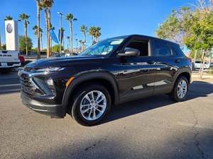 Chevrolet Trailblazer LS 2024, SUV con Volante a la Izquierda, Automático, Luces Halógenas, Asientos de Tela, Neumáticos R19, Pantalla Táctil, Cámara Trasera - Product Image 2
