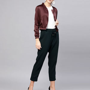 Conception personnalisée OEM Offre Spéciale vestes en satin de haute qualité pour les femmes couleur unie veste en satin coupe régulière - Product Image 3