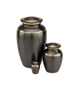 Hermosa urna de cremación para mascotas para cenizas de mascotas Recién llegado Juego de latón de 3 urnas de cremación de recuerdo con pata grabada - Product Image 6