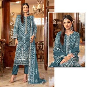 Traje paquistaní duradero y elegante con exquisito bordado a mano, ideal para uso diario y ocasiones especiales al mejor precio - Product Image 1