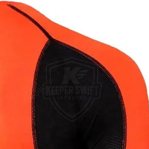 Latest Design Men's Rash Guard Sports Wear Red Color Long Sleeves Rash Guard With Custom Logo - Product Image 5