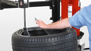 เครื่องเปลี่ยนยางและถ่วงล้อรถจักรยานยนต์และรถเอทีวี ลดราคาพิเศษ ปี 2025 พร้อมระบบจ่ายไฟ 380V/220V - Product Image 4