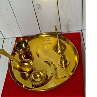 Bol en métal décoratif Diwali Pooja Thali à bas prix Pack Urli Diya pour l'intérieur de la maison et la foudre Diya décoratif pour Diwali