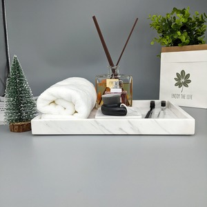 Plateau en marbre blanc de luxe fait à la main écologique à forte demande pour organiser les parfums, les bougies et les bijoux - Product Image 3