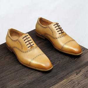 Chaussures brogues en daim souple avec bords perforés et semelle légère, chaussures décontractées pour hommes, chaussures tendance - Product Image 2