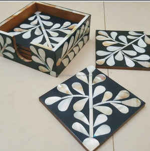 Exportateur indien Fourniture en gros Sous-verres de thé en résine élégante de qualité supérieure Ensemble de coussins de décoration de table à vendre en vrac - Product Image 2