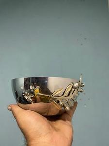 Cuenco de comida de diseño admirable en acero inoxidable con gran forma redonda, perfecto para servir sopa y platos deliciosos - Product Image 6