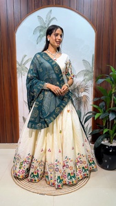 Lehenga Choli pour femmes adultes, tendance, en coton, multicolores, avec des broderies, design de créateur, mélange parfait de luxe - Product Image 3