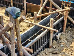 Plaques de sol en plastique PE 35x300 légères de haute qualité moulage de faisceau réutilisable pour ateliers matériaux de construction - Product Image 6