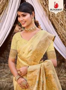 Recién llegado, lujosos saris de seda, Zari exquisitos motivos tradicionales de trabajo, tela drapeada suave para fiestas de boda, invierno y verano - Product Image 2