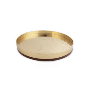 ถาดเสิร์ฟโลหะทองเหลืองทรงกลมพร้อมฐานไม้ตกแต่งหรูหราสำหรับชากาแฟของว่างและของตกแต่งบ้าน - Product Image 1