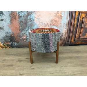 Taburete marroquí hecho a mano, puf otomano, cojín decorativo bohemio, reposapiés tradicional bereber, muebles para la sala de estar. - Product Image 1